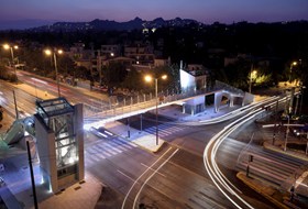 ΚΑΤΑΣΚΕΥΗ ΤΗΣ ΓΕΦΥΡΑΣ ΠΕΖΩΝ ΤΗΣ ΛΕΩΦΟΡΟΥ ΚΗΦΙΣΙΑΣ