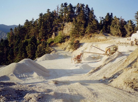 ΣΥΝΤΗΡΗΣΗ ΚΑΙ ΒΕΛΤΙΩΣΗ ΤΗΣ 25ης Ε.Ο. ΤΟΥ Ν.ΑΙΤΩΛΟΑΚΑΡΝΑΝΙΑΣ ΣΤΟ ΤΜΗΜΑ ΑΝΩ ΧΩΡΑ - ΑΜΠΕΛΑΚΙΩΤΙΣΣΑ ΜΕΤΑ ΤΩΝ ΣΥΝΔΕΤΗΡΙΩΝ ΟΔΩΝ ΑΝΩ ΧΩΡΑ - ΚΡΥΟΝΕΡΙΑ - ΠΕΡΔΙΚΟΒΡΥΣΗ ΚΑΙ ΑΜΠΕΛΑΚΙΩΤΙΣΣΑ - ΠΕΡΔΙΚΟΒΡΥΣΗ (ΚΕ 850)